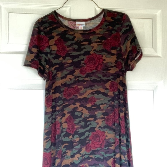 LulaRoe Carly dress extra small camp with roses - Picture 1 of 4